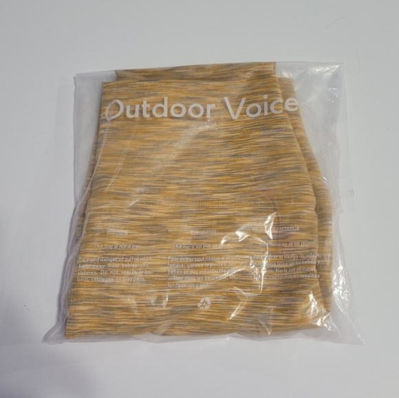 NWT    Outdoor Voices   Women's Small   Biker Shorts   Yellow - Picture 6 of 7